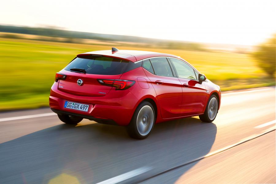  Opel Astra Turbo (K) 2015 года  (WW) (фото 15 из 27)